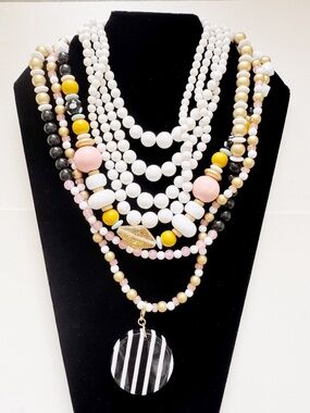 2PCS Layered Statement Necklaces Black White Gold Beaded Pendant Chunky Set
